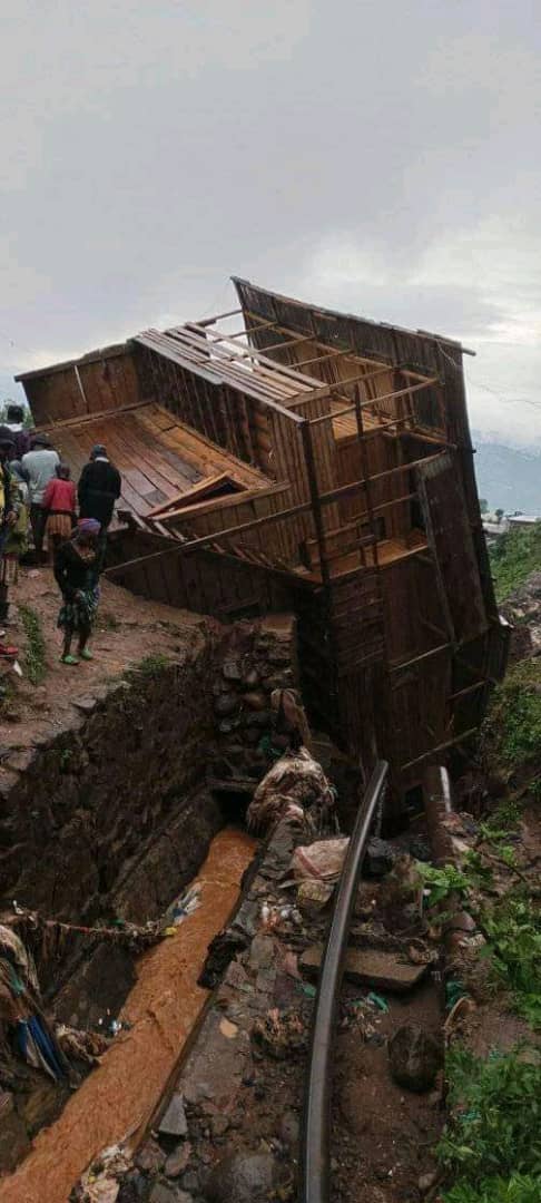 Bukavu : Un éboulement de terre fait 2 morts et 8 blessés à Nyakaliba