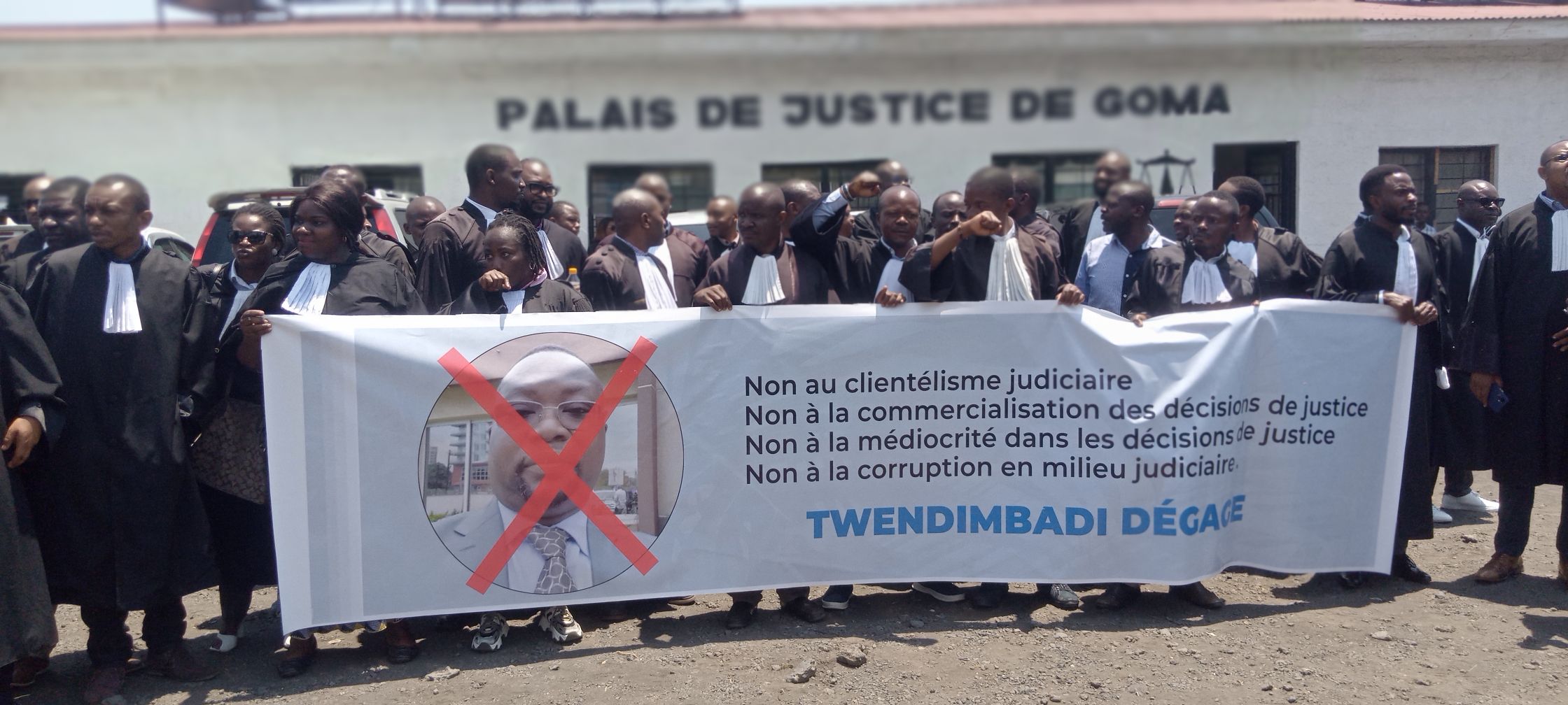 Nord-Kivu : l’accusant de plusieurs griefs, les avocats réclament le départ du premier président de la cour d’appel pour  » nul part ailleurs »