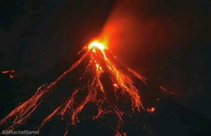 Éruption du volcan Nyamulagira : L’ovg appelle au calme et au respect des règles d’hygiène