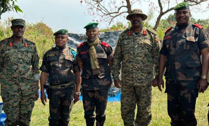 RDC: Arrivée de l’armée ougandaise en Ituri, l&rsquo;armée congolaise appelle au calme et rassure
