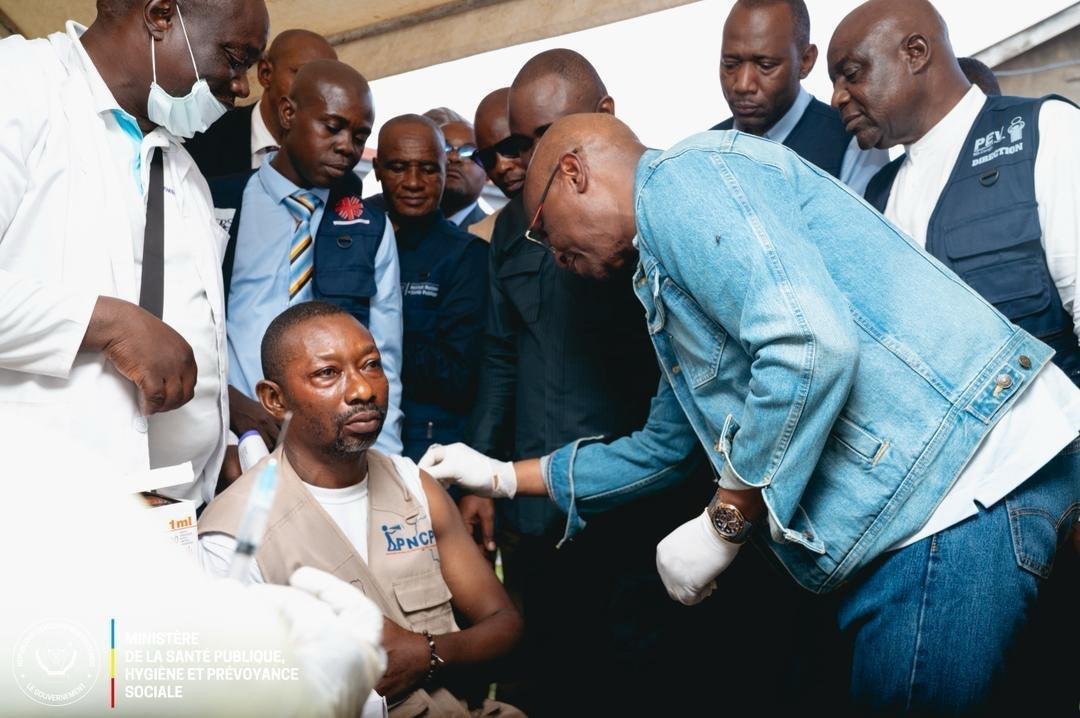 Ebola en RDC : Lancement à Kisangani de la vaccination des acteurs de première ligne