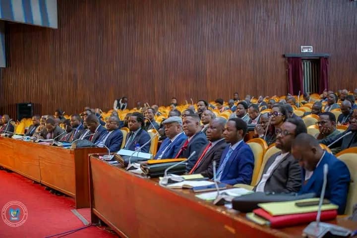 RDC – Ass.Nat : le recensement des réalisations des députés relance le débat sur leur rôle