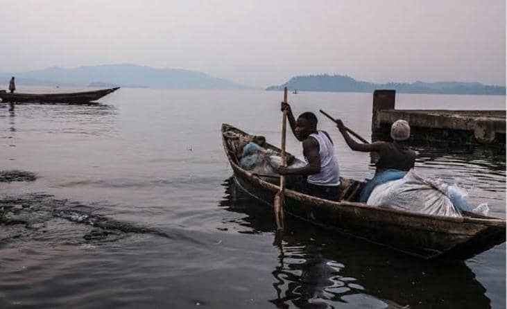 Goma : quatre corps de jeunes pêcheurs retrouvés dans le lac Kivu, un autre porté disparu