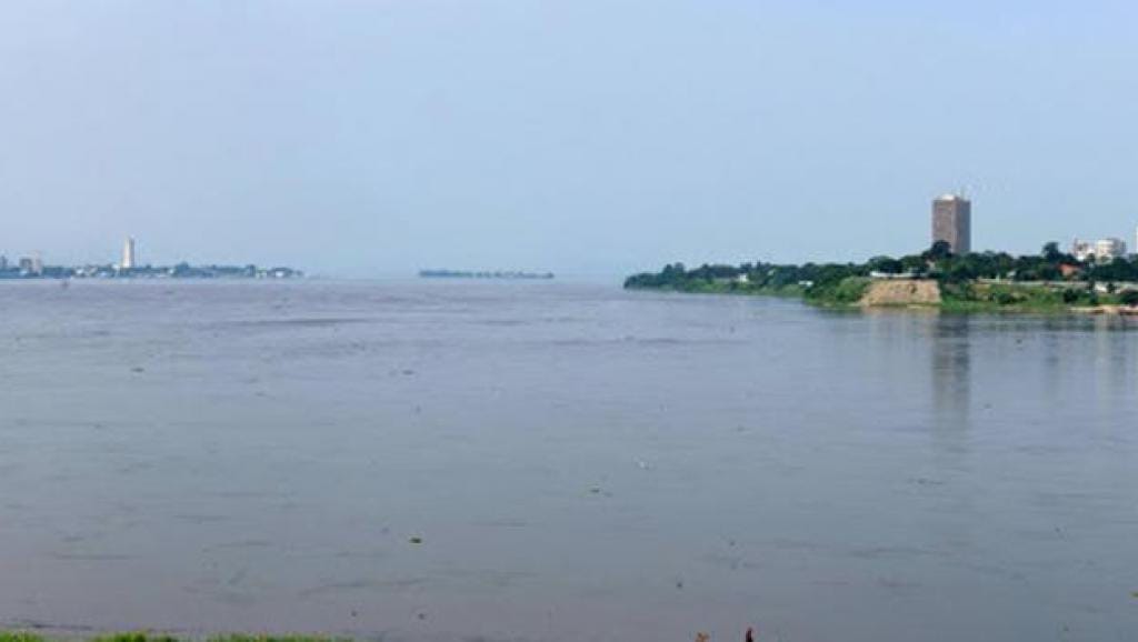 Gestion du fleuve Congo : A Luanda, Félix Tshisekedi exige un référendum avant tout transfert d&rsquo;eau
